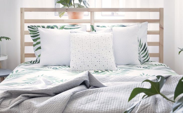 15 Ways to Transition Your Bedroom from Winter to Spring