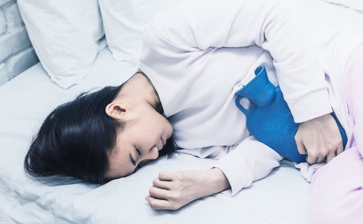 7 Ways to Sleep Better With a UTI