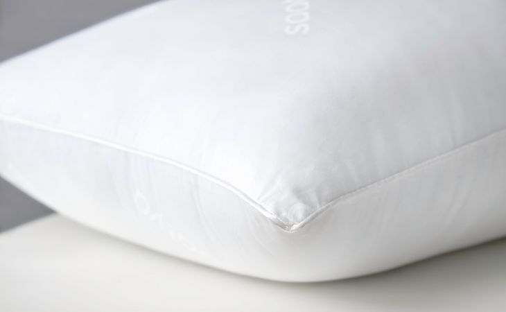 saatva down alternative pillow