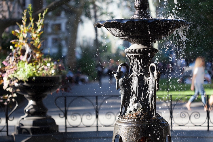 madison square park fountain - new york city