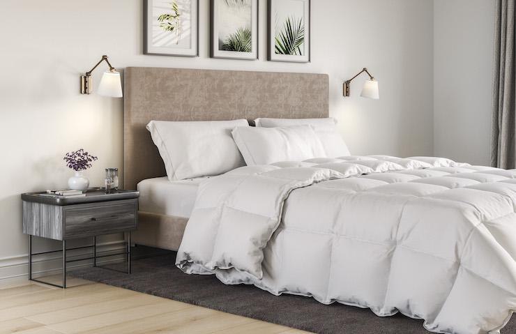 Saatva All-Year Down Alternative Comforter