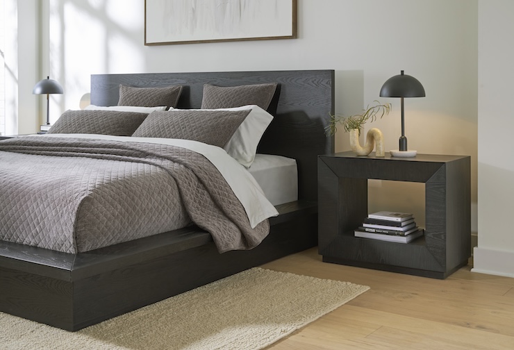 saatva velvet diamond quilt