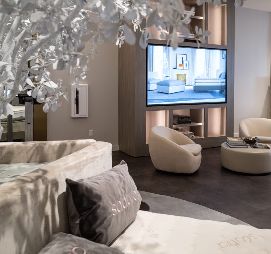 Saatva Boston Viewing Room Seating Area 1 scaled