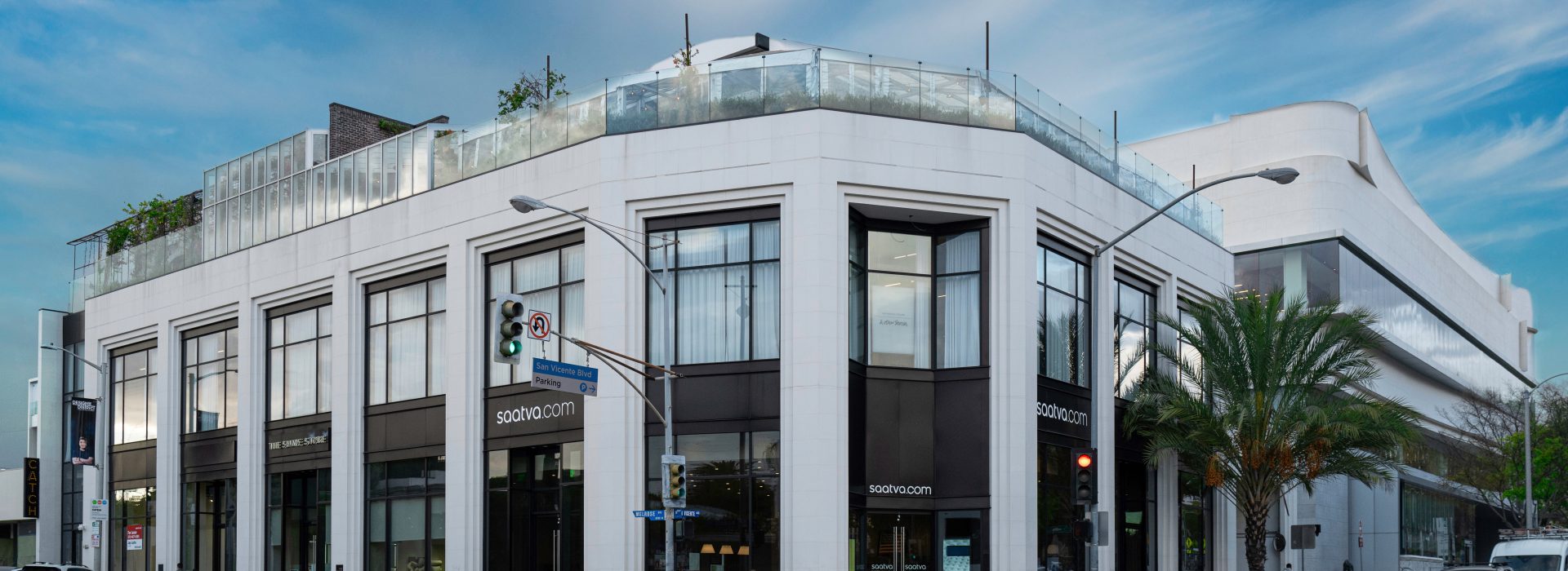 Saatva Los Angeles Storefront scaled