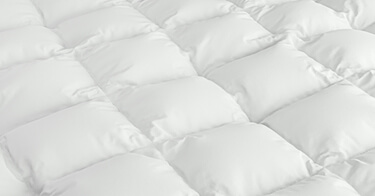 Saatva All-Year Down Alternative Comforter Closeup