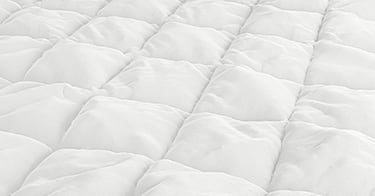 Heavyweight Down Alternative Comforter Detail